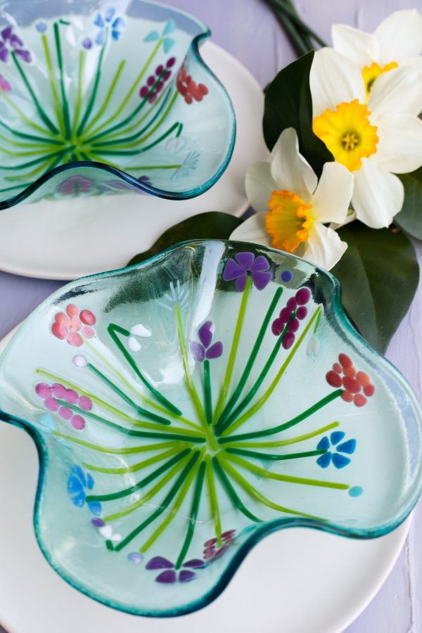 Flowery Drape Bowl Supply